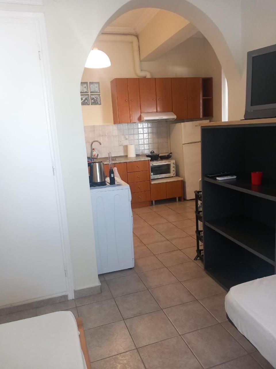Central Apartments Eretria Ngoại thất bức ảnh